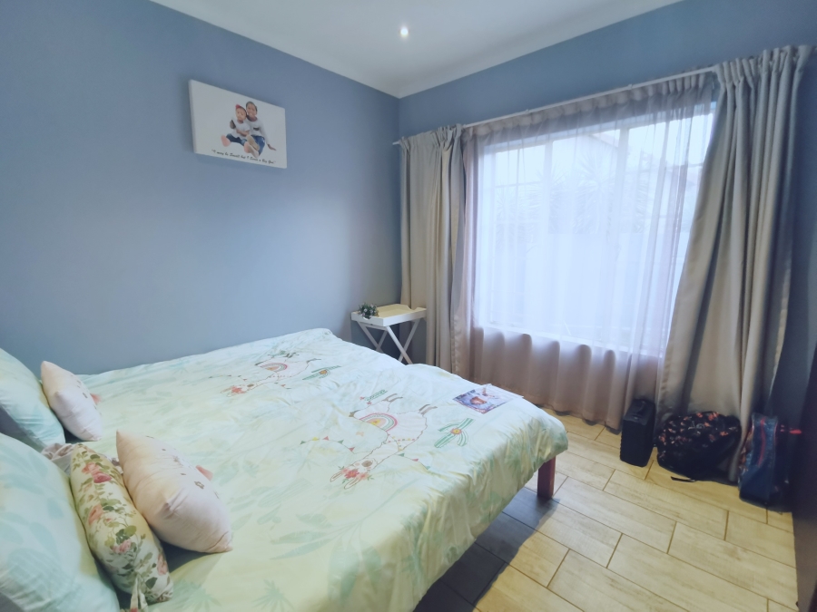 To Let 3 Bedroom Property for Rent in Thatchfield Estate Gauteng
