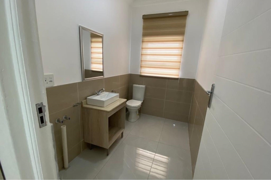 4 Bedroom Property for Sale in Bronkhorstbaai Gauteng