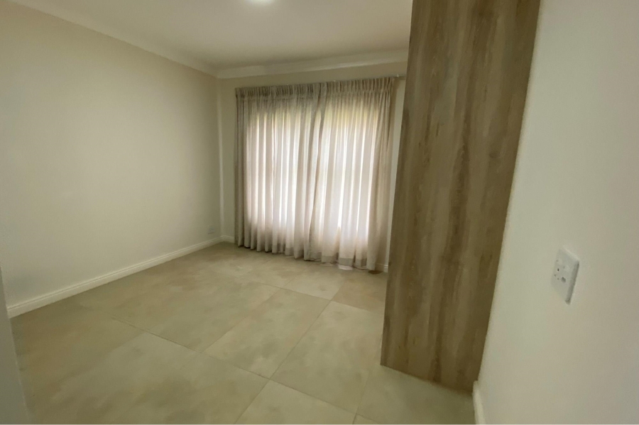4 Bedroom Property for Sale in Bronkhorstbaai Gauteng