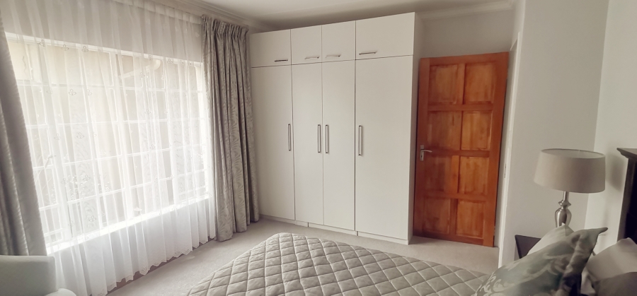2 Bedroom Property for Sale in Bedfordview Gauteng