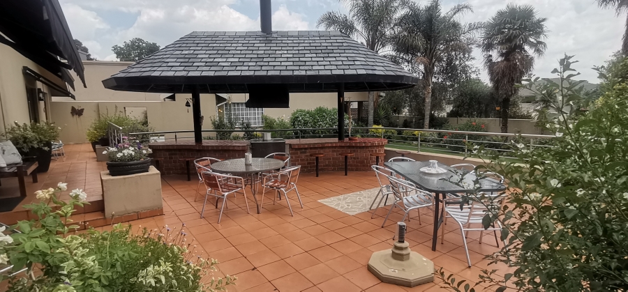 2 Bedroom Property for Sale in Bedfordview Gauteng