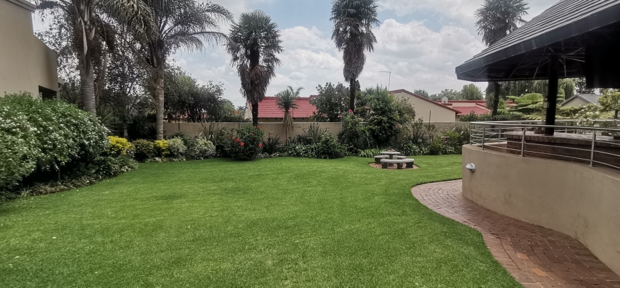 2 Bedroom Property for Sale in Bedfordview Gauteng