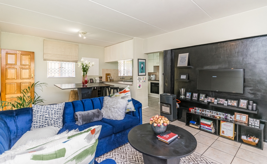 2 Bedroom Property for Sale in Sundowner Gauteng