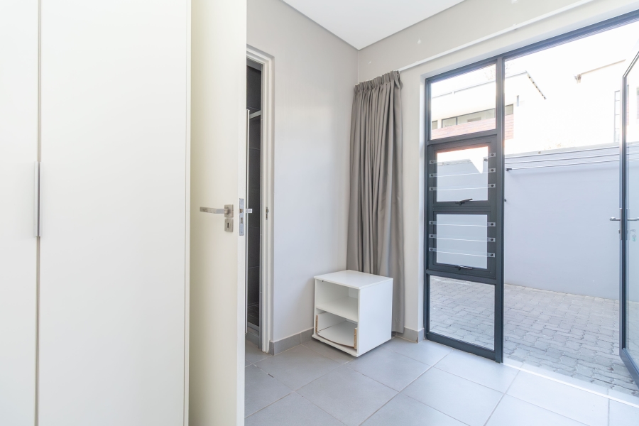 To Let 4 Bedroom Property for Rent in Bryanston Gauteng