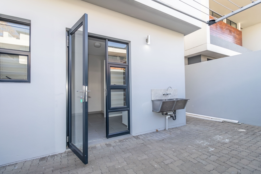 To Let 4 Bedroom Property for Rent in Bryanston Gauteng