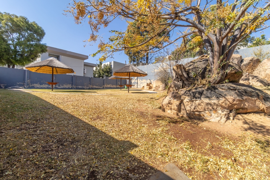 To Let 4 Bedroom Property for Rent in Bryanston Gauteng