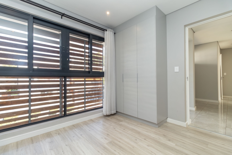 To Let 4 Bedroom Property for Rent in Bryanston Gauteng