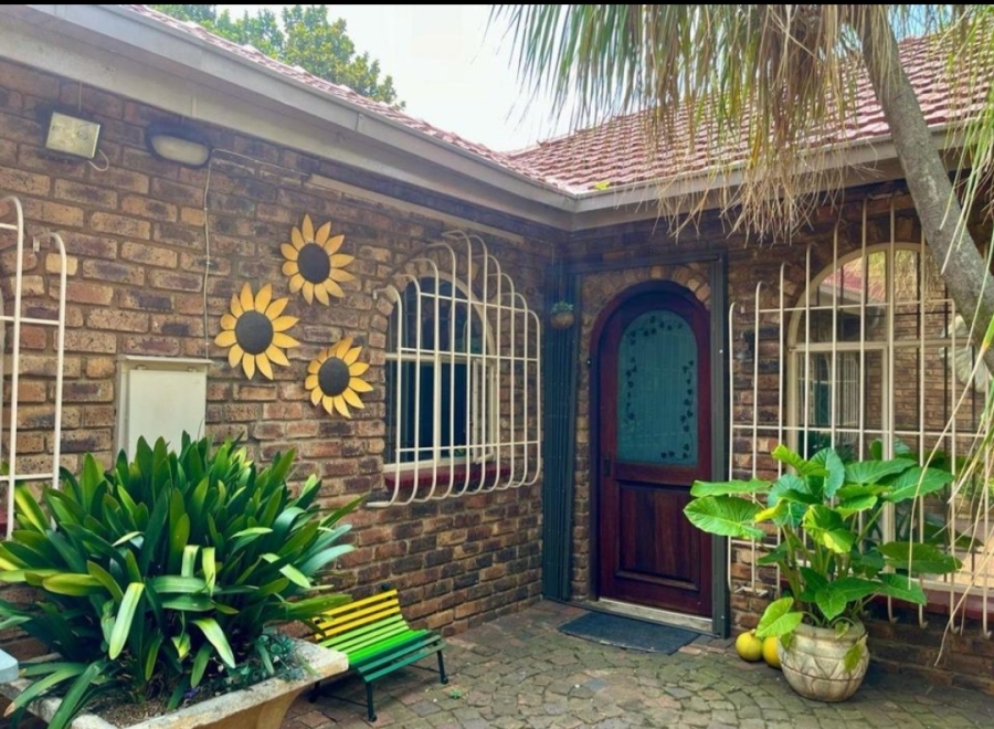 4 Bedroom Property for Sale in Petersfield Gauteng