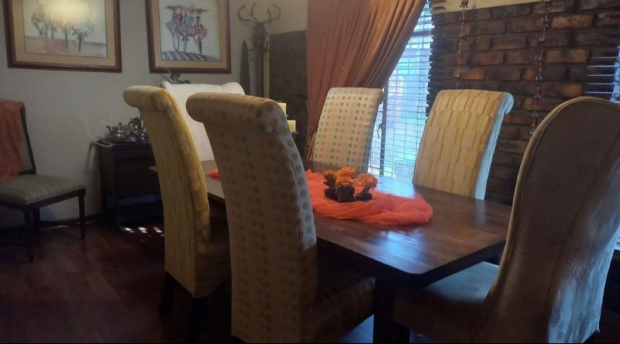 4 Bedroom Property for Sale in Petersfield Gauteng
