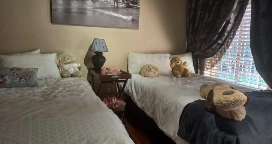 4 Bedroom Property for Sale in Petersfield Gauteng