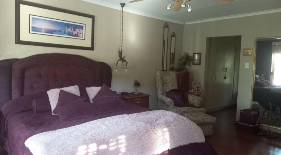 4 Bedroom Property for Sale in Petersfield Gauteng