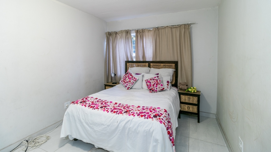 2 Bedroom Property for Sale in Vorna Valley Gauteng