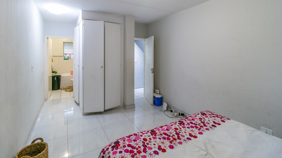 2 Bedroom Property for Sale in Vorna Valley Gauteng