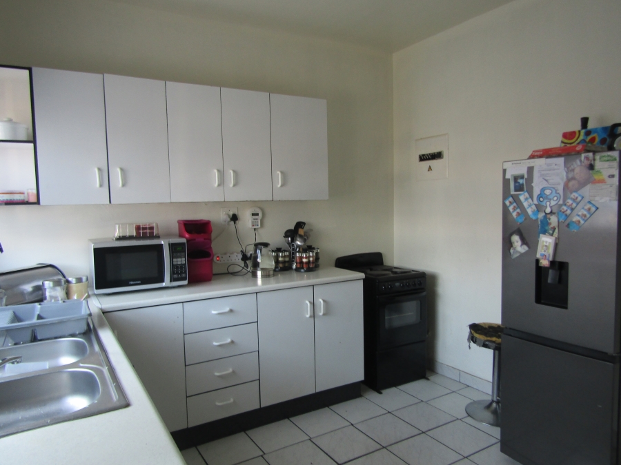 2 Bedroom Property for Sale in Turf Club Gauteng