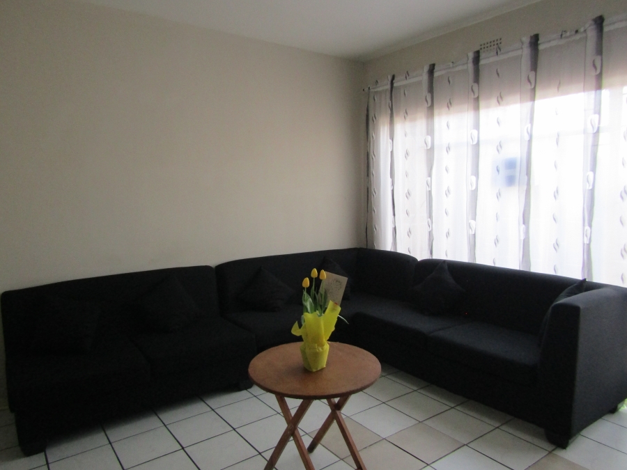 2 Bedroom Property for Sale in Turf Club Gauteng