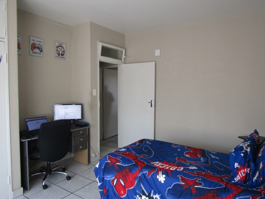 2 Bedroom Property for Sale in Turf Club Gauteng