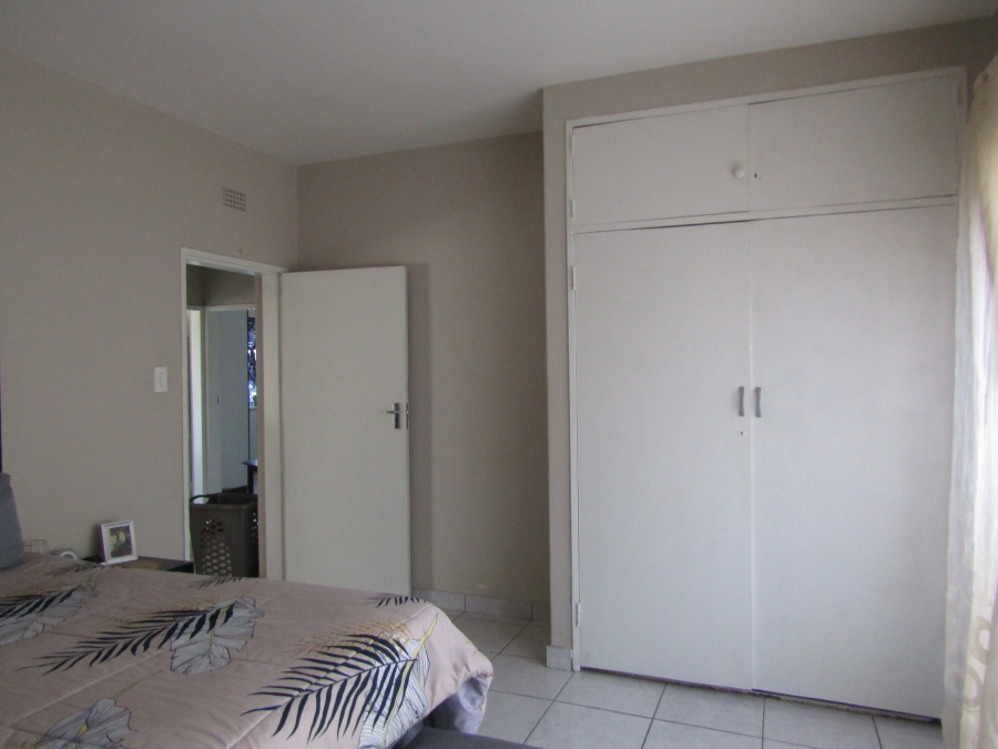 2 Bedroom Property for Sale in Turf Club Gauteng