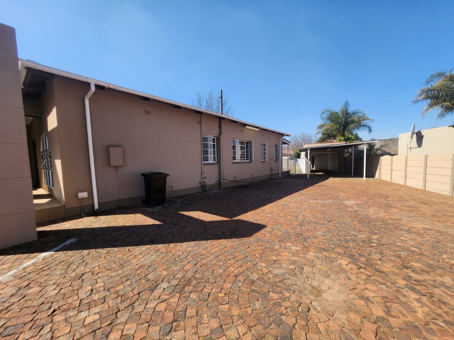 3 Bedroom Property for Sale in Dalview Gauteng