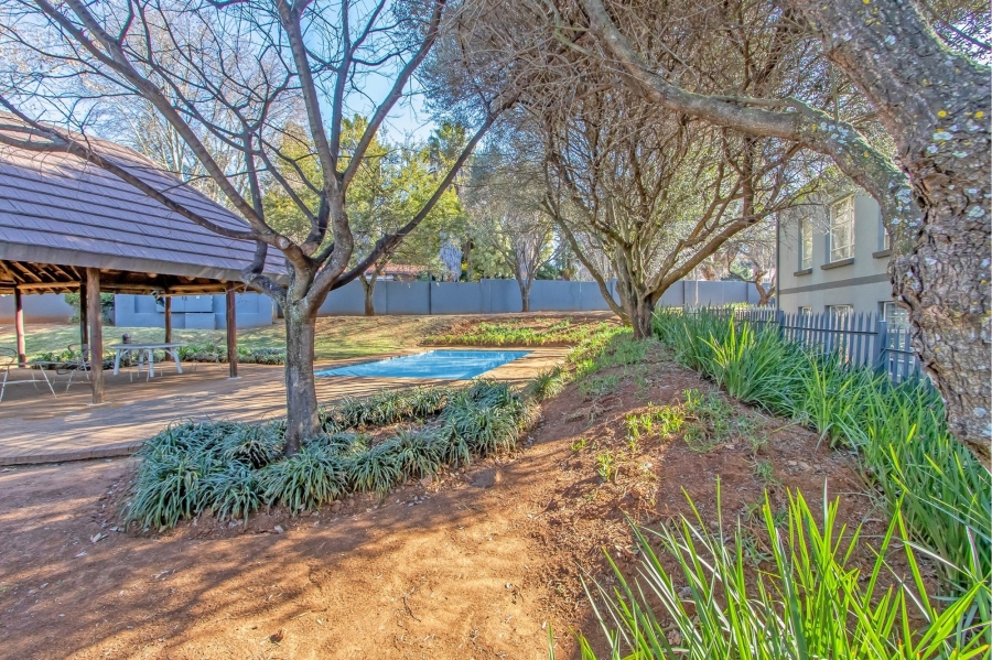 2 Bedroom Property for Sale in Westdene Gauteng