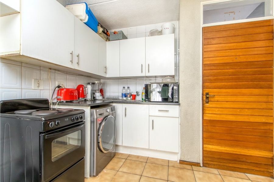 2 Bedroom Property for Sale in Westdene Gauteng