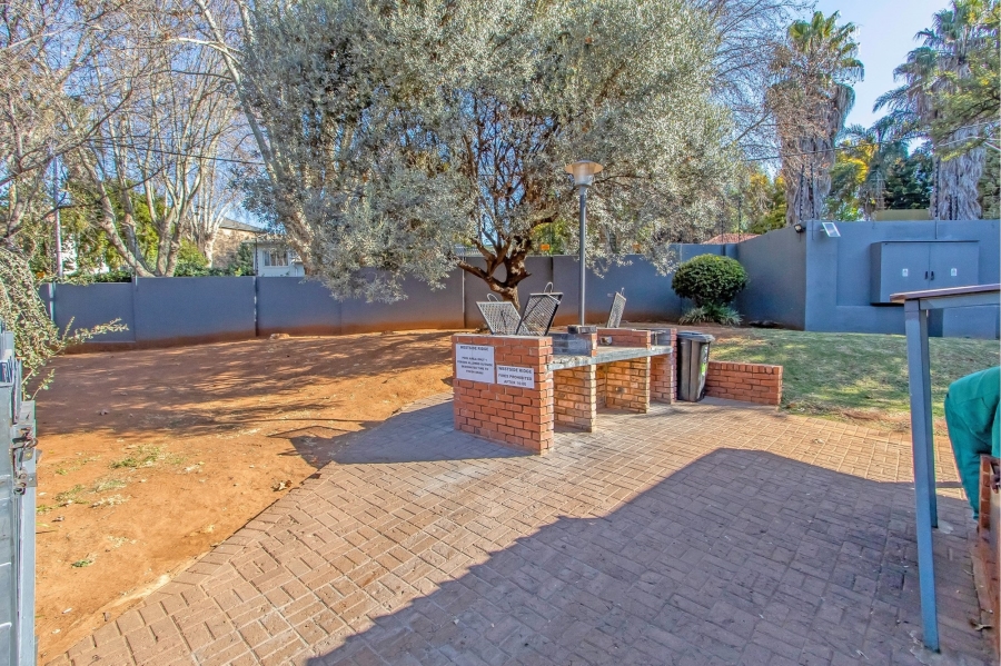 2 Bedroom Property for Sale in Westdene Gauteng