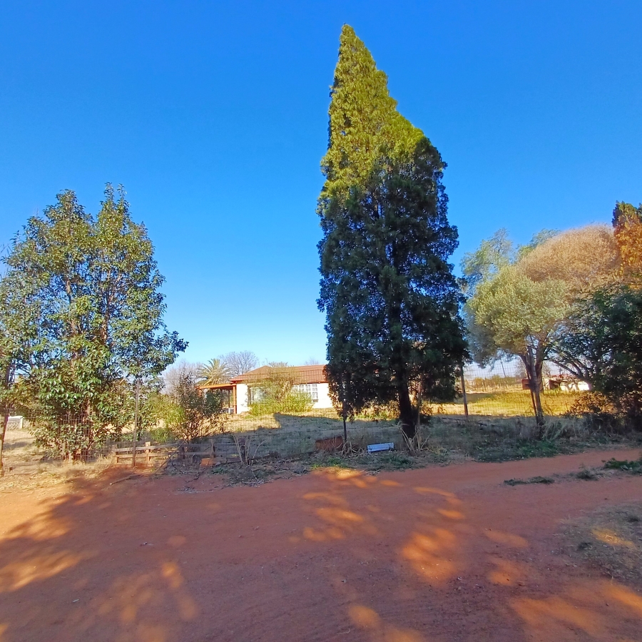 3 Bedroom Property for Sale in Kookrus Gauteng