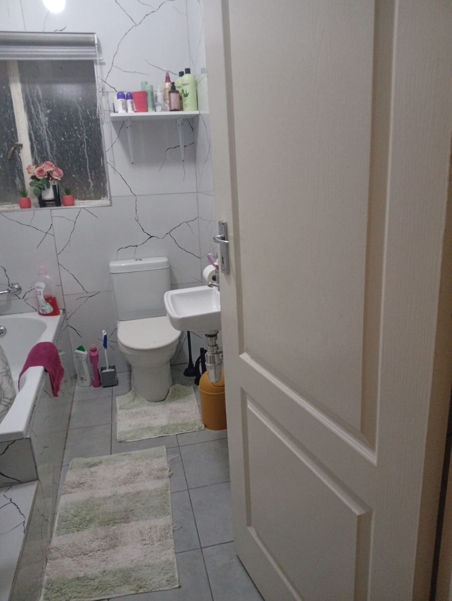 2 Bedroom Property for Sale in West Turffontein Gauteng