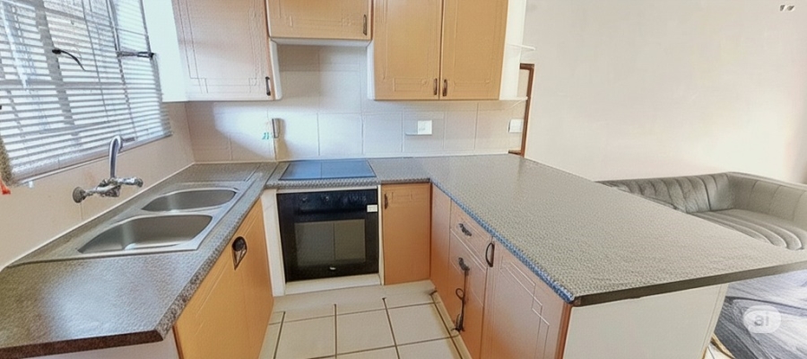 2 Bedroom Property for Sale in Noordwyk Gauteng