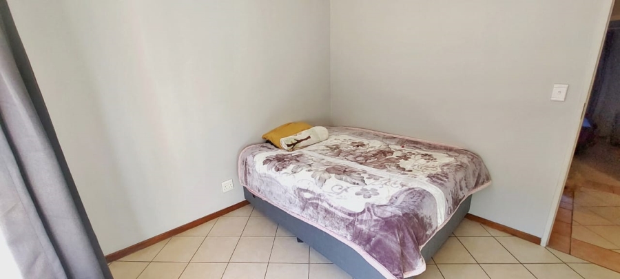2 Bedroom Property for Sale in Noordwyk Gauteng