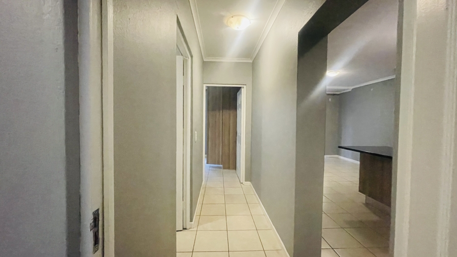 To Let 3 Bedroom Property for Rent in Ruimsig Gauteng