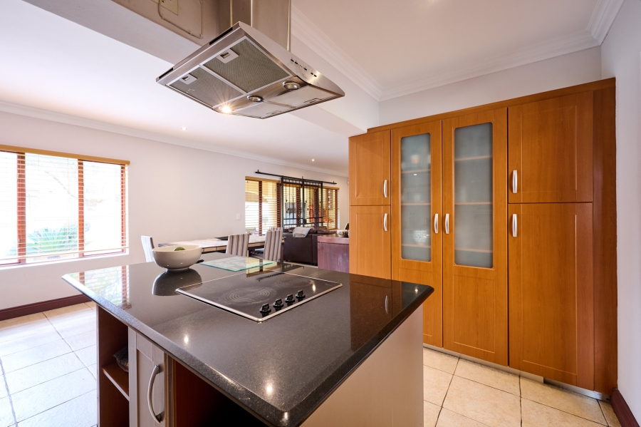 3 Bedroom Property for Sale in Sunninghill Gauteng