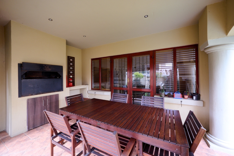 3 Bedroom Property for Sale in Sunninghill Gauteng