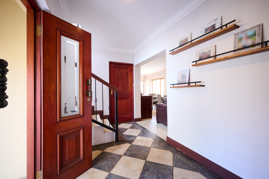 3 Bedroom Property for Sale in Sunninghill Gauteng