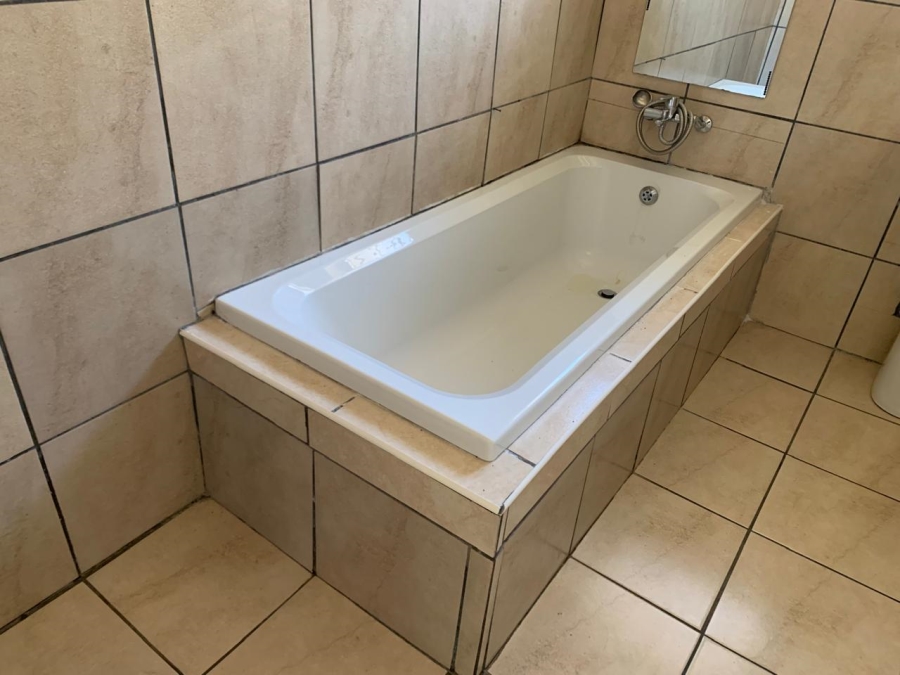 3 Bedroom Property for Sale in Three Rivers East Gauteng