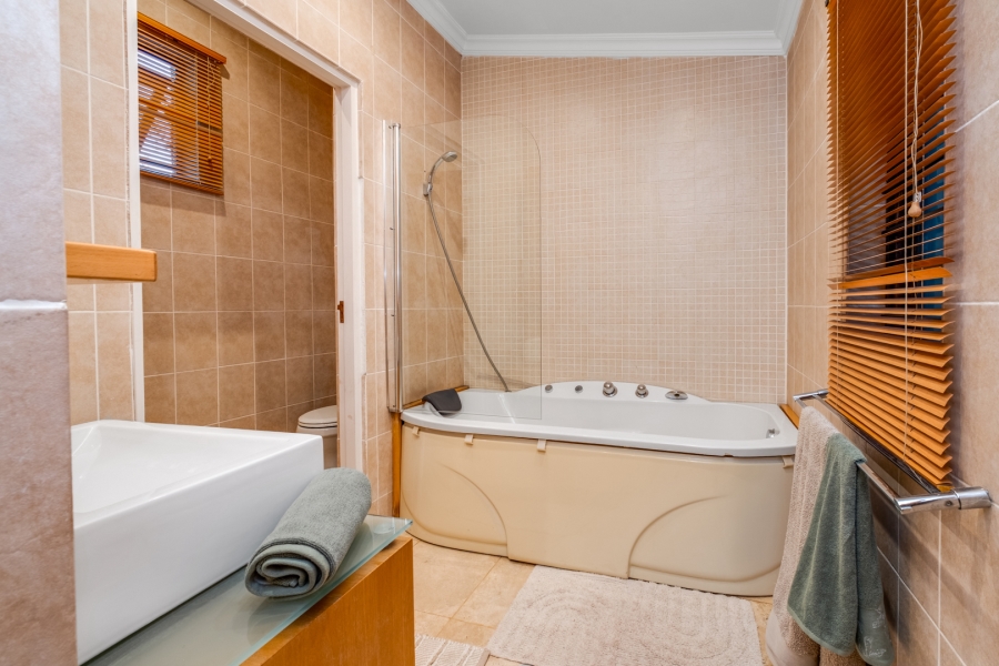 3 Bedroom Property for Sale in Sandown Gauteng