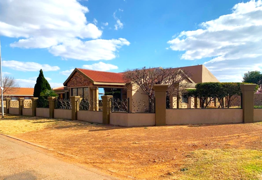 3 Bedroom Property for Sale in Meyerton Park Gauteng