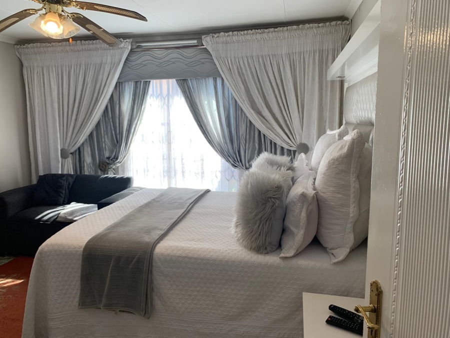 3 Bedroom Property for Sale in Meyerton Park Gauteng