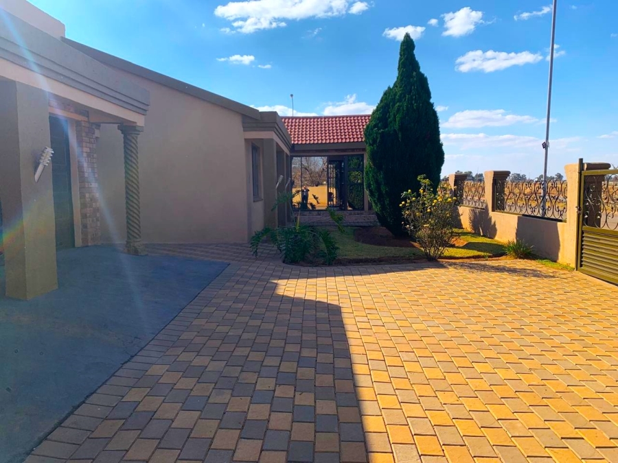 3 Bedroom Property for Sale in Meyerton Park Gauteng
