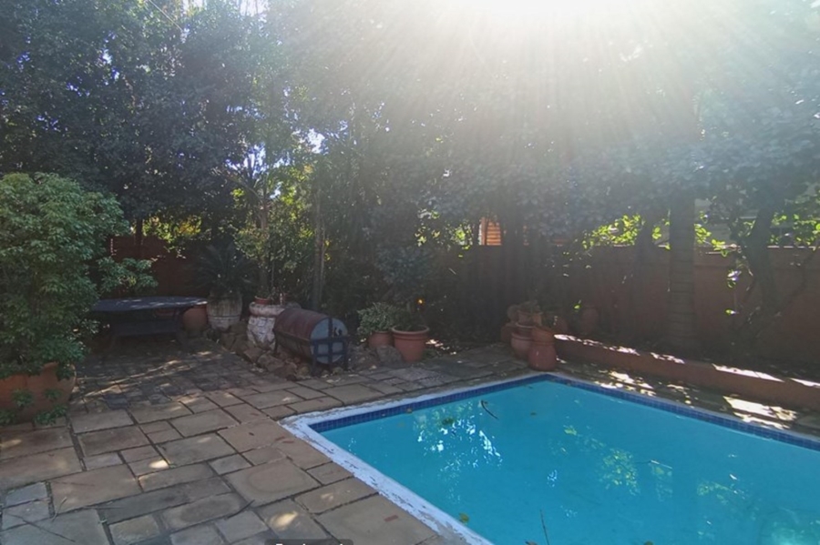 4 Bedroom Property for Sale in Silver Lakes Golf Estate Gauteng