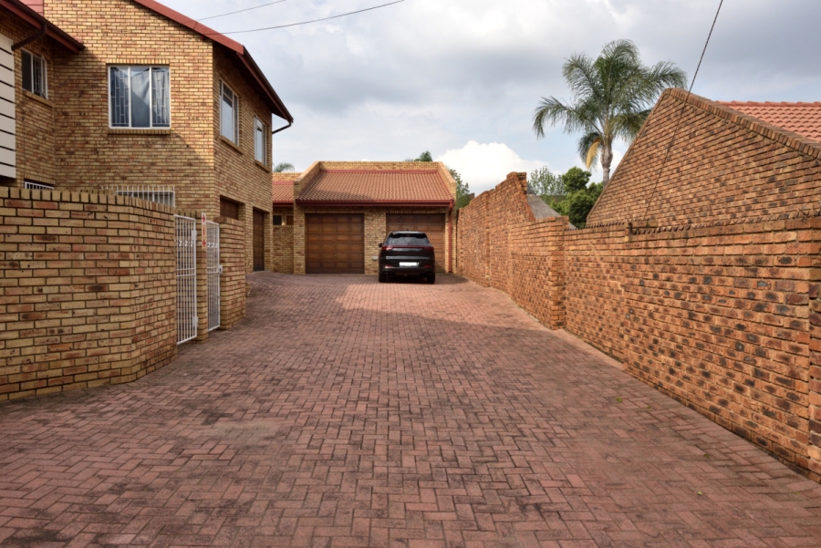 3 Bedroom Property for Sale in Eden Glen Gauteng