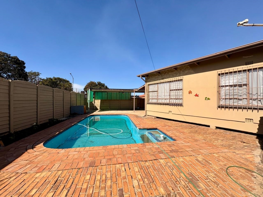 3 Bedroom Property for Sale in Brenthurst Gauteng
