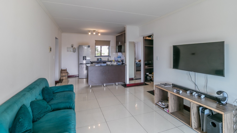 2 Bedroom Property for Sale in Noordwyk Gauteng