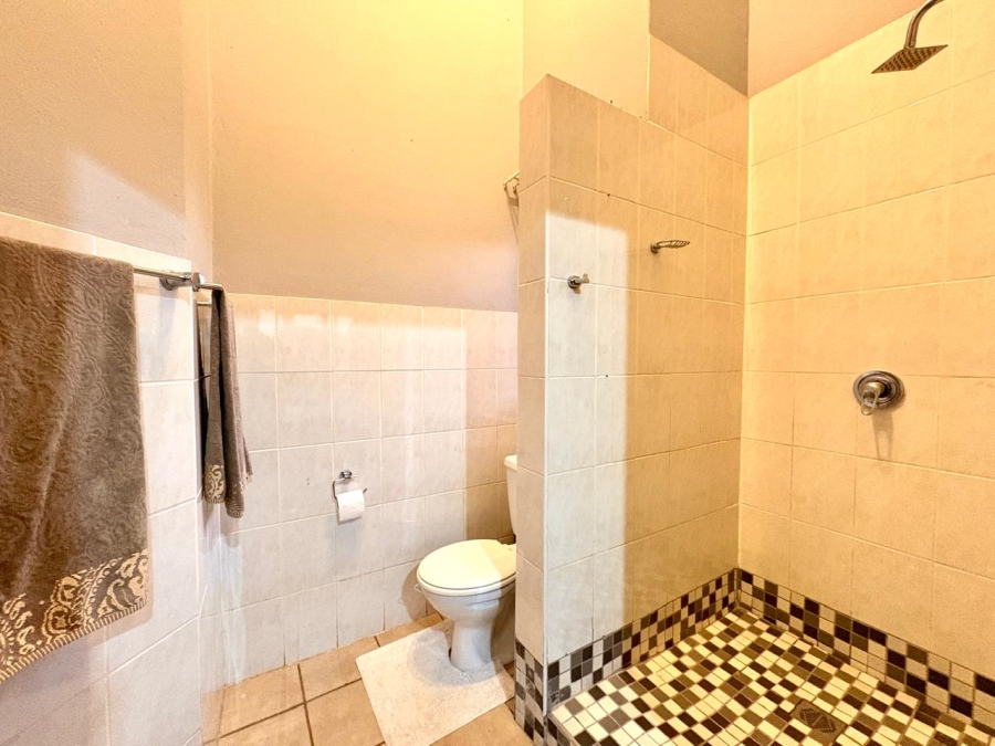 3 Bedroom Property for Sale in Sonneveld Gauteng