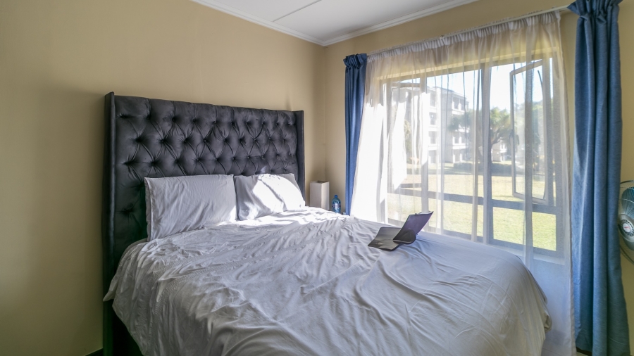 1 Bedroom Property for Sale in Noordwyk Gauteng