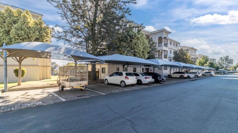 1 Bedroom Property for Sale in Noordwyk Gauteng