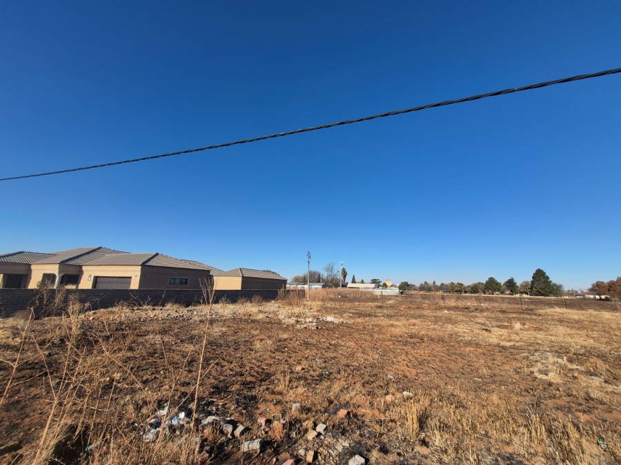 0 Bedroom Property for Sale in Unitas Park Gauteng