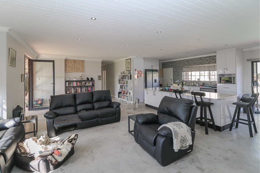3 Bedroom Property for Sale in Edelweiss Gauteng