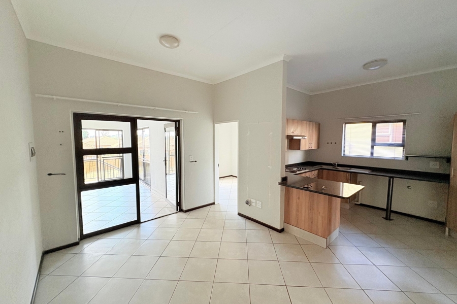 To Let 2 Bedroom Property for Rent in Goedeburg Gauteng