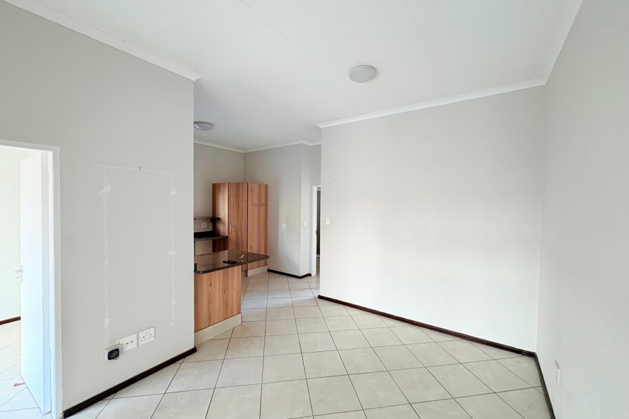 To Let 2 Bedroom Property for Rent in Goedeburg Gauteng