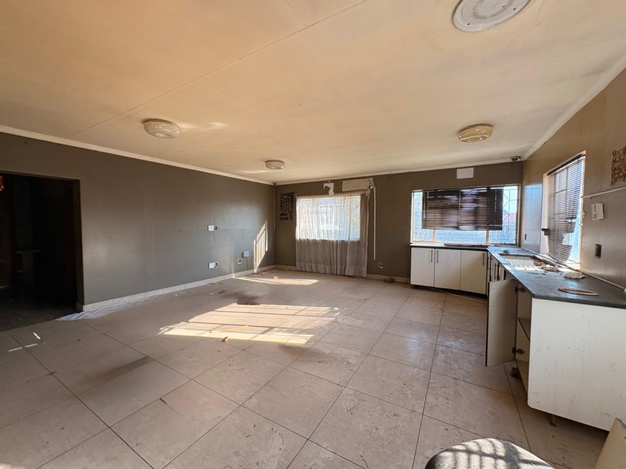 3 Bedroom Property for Sale in Brakpan Central Gauteng